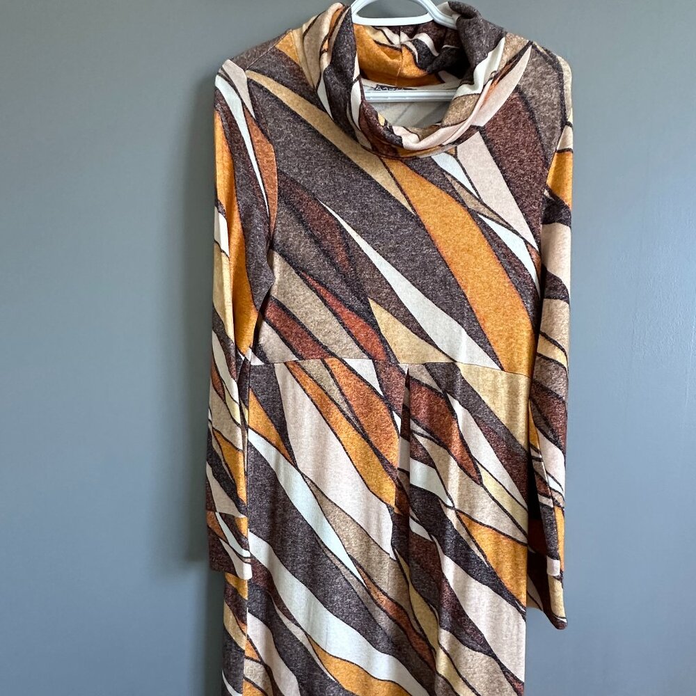 NWT Simply Art by Dolcezza "Frequenze" Cowl Neck Knit Midi Dress Women's Medium